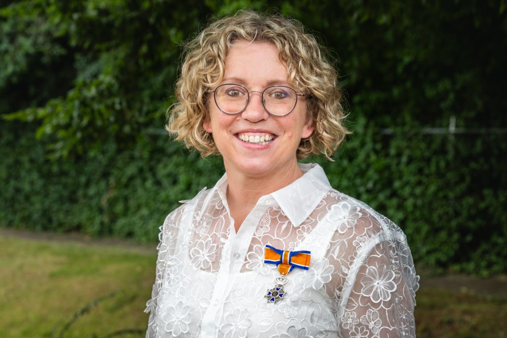 Charlotte Mulleners-Leurs met Koninklijke onderscheiding