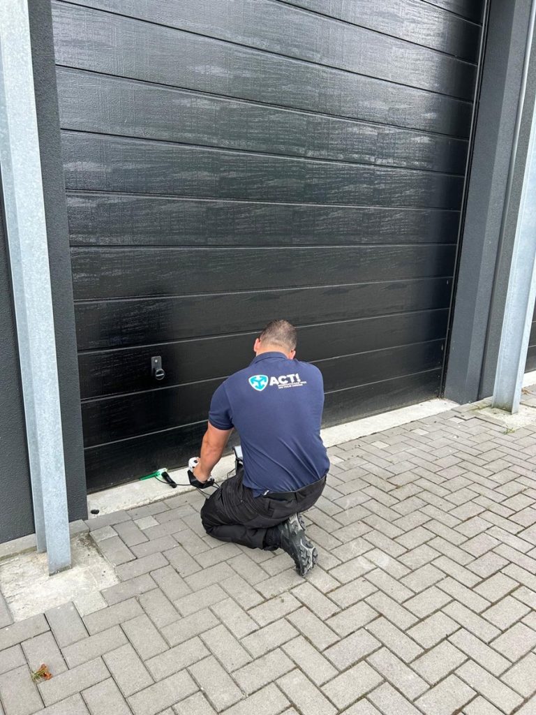 Controles door ACT Interventieteam